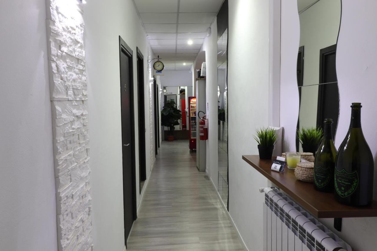 Guest House Minas Μιλάνο Εξωτερικό φωτογραφία